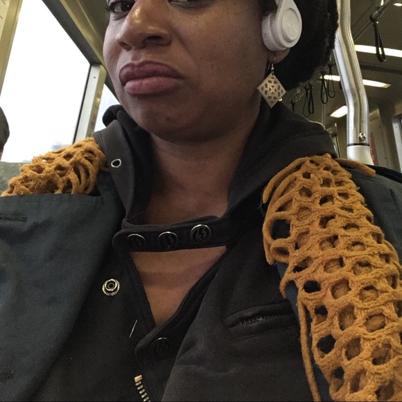 Meet your Posher, Dawn - Picture 4 of 4